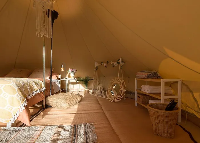 Glamping La Mimosa Conil مكان تخييم