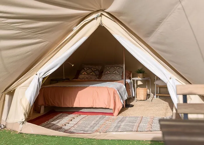 Glamping La Mimosa Conil 캠프장 *