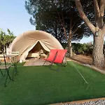 Glamping La Mimosa Conil Κάμπινγκ *